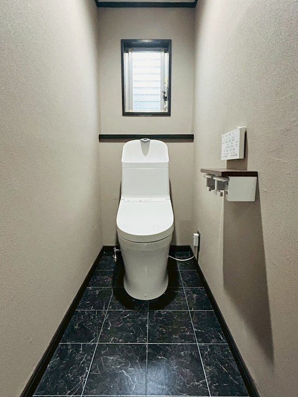 �y�g�C���z�@�e�K�Ƀg�C������I