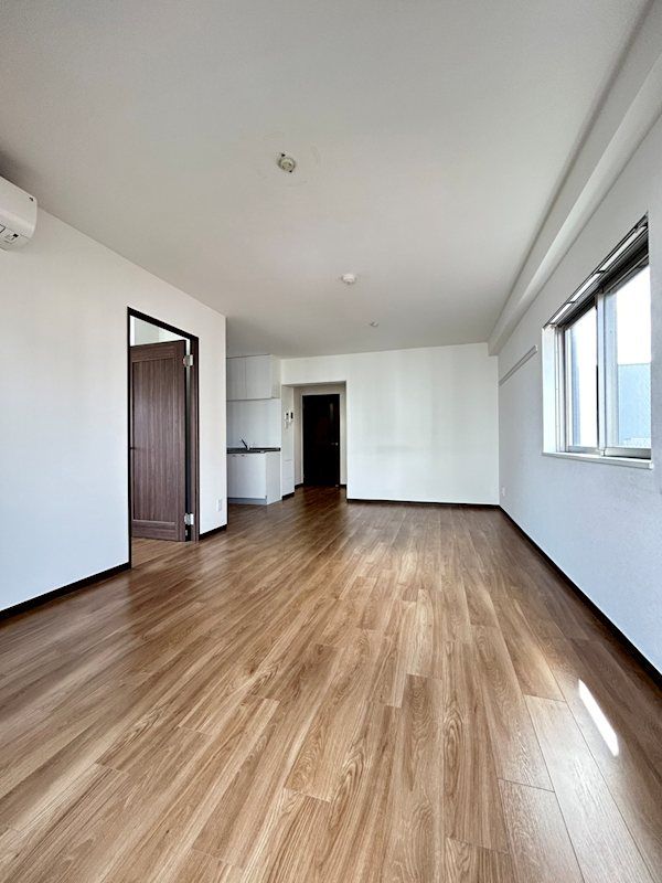 �y���ԁE���r���O�z�@