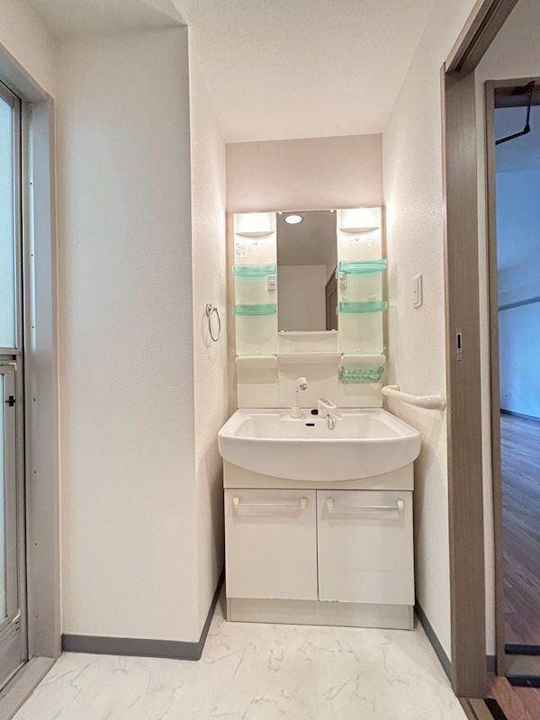 �y���ʏ��z�@