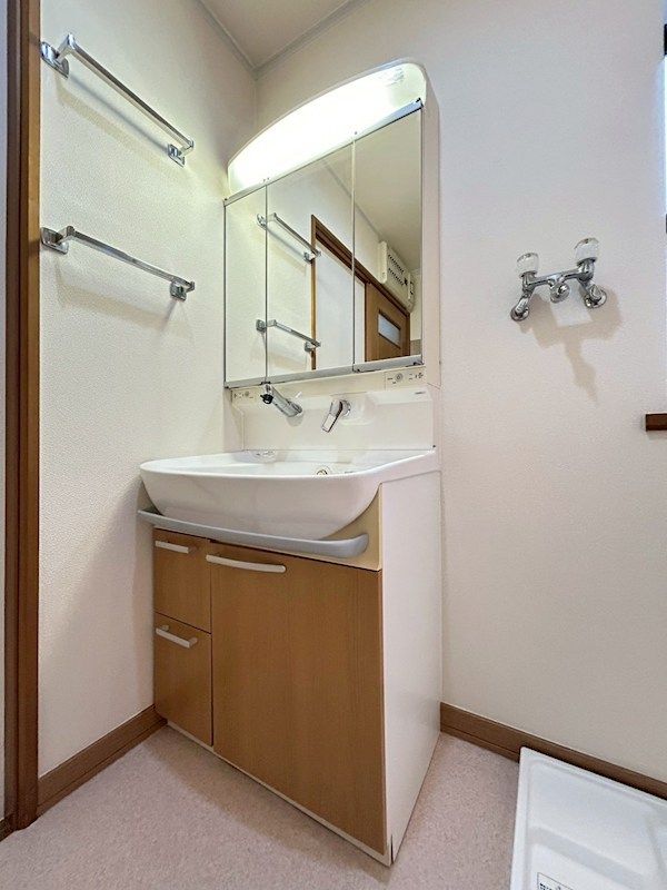 �y���ʏ��z�@