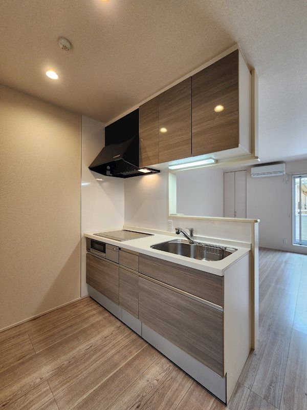 �y�L�b�`���z�@�l�C�̃J�E���^�[�L�b�`����