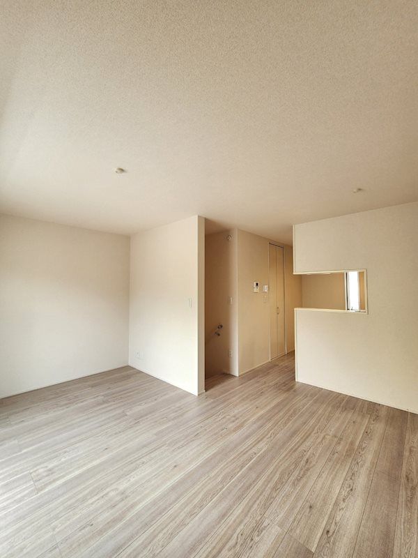 �y���ԁE���r���O�z�@�L�X13���LDK��