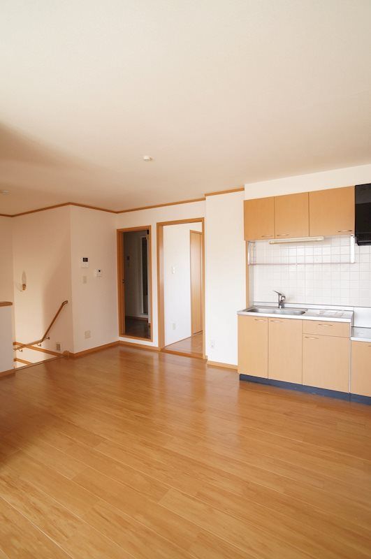 �y���ԁE���r���O�z�@