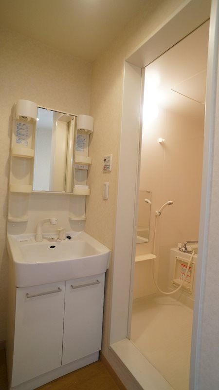 �y���ʏ��z�@