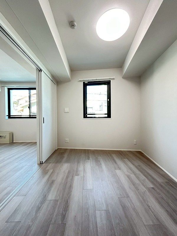 �y���̑������E�X�y�[�X�z�@