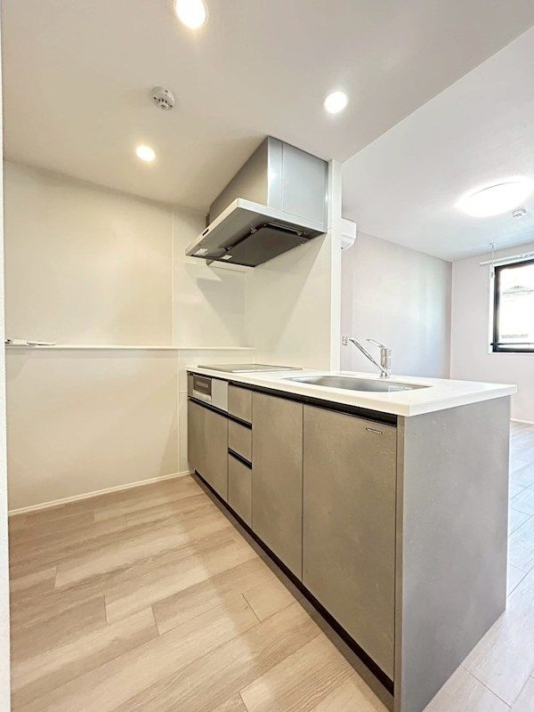 �y�L�b�`���z�@