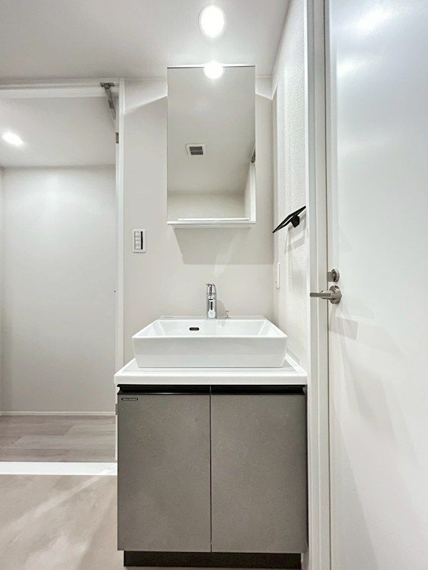 �y���ʏ��z�@