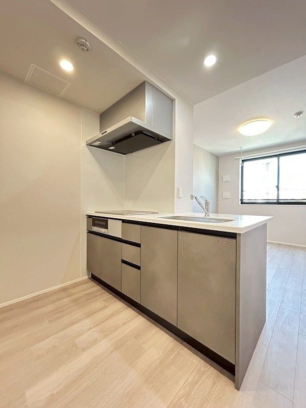 �y���̑������E�X�y�[�X�z�@