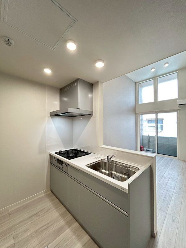 �y�L�b�`���z�@