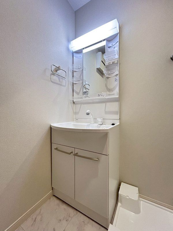 �y���ʏ��z�@