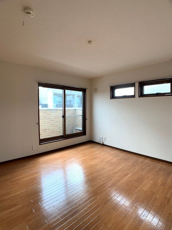 �y���̑������E�X�y�[�X�z�@