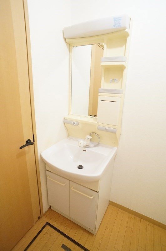 �y���ʏ��z�@