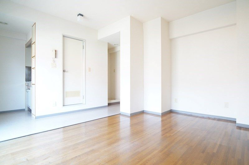 �y�Q���z�@