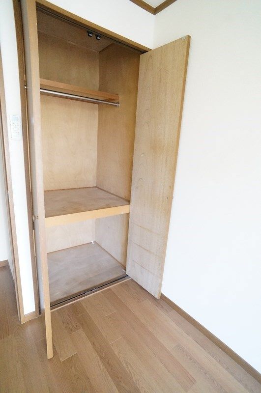 �y���[�z�@�N���[�[�b�g