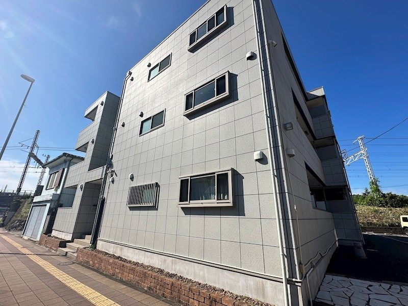 �y�����O�ρz�@���S�ƐM���̃n�E�X���[�J�[�{�H�B