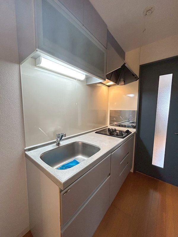 �y�L�b�`���z�@