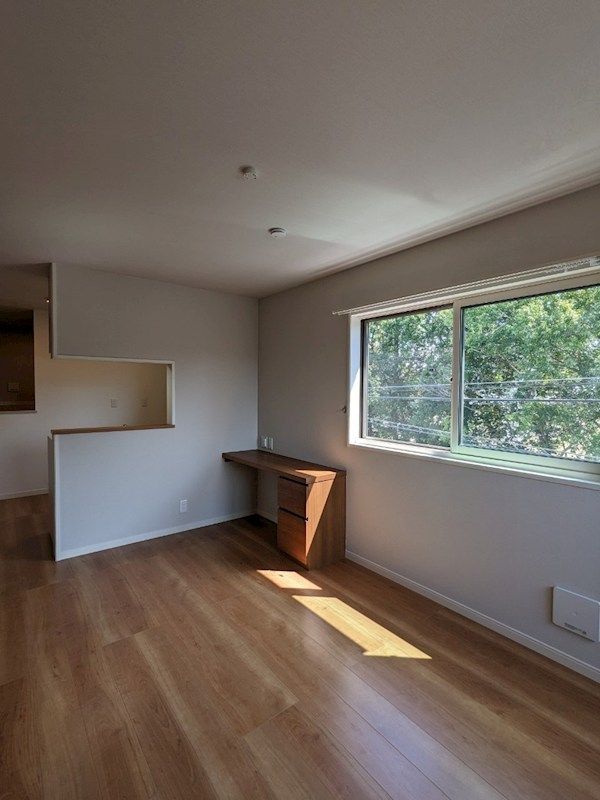 �y���ԁE���r���O�z�@