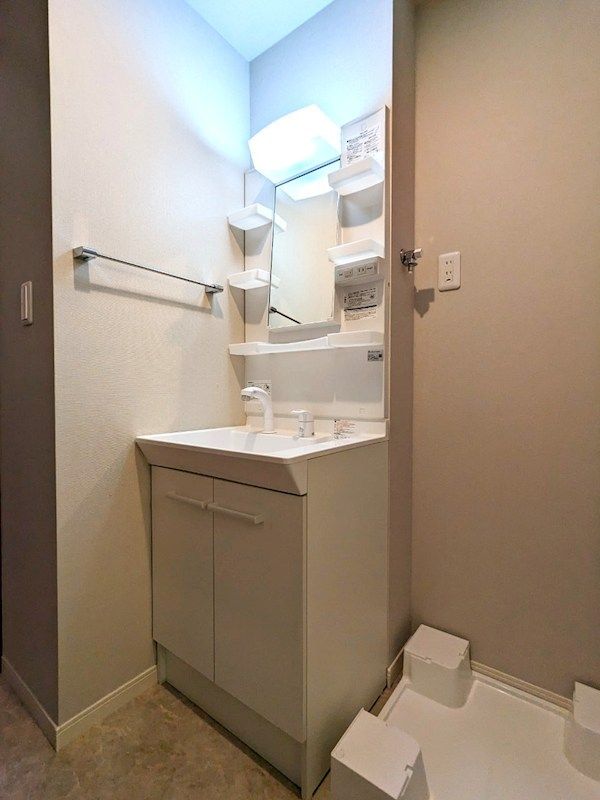 �y���ʏ��z�@