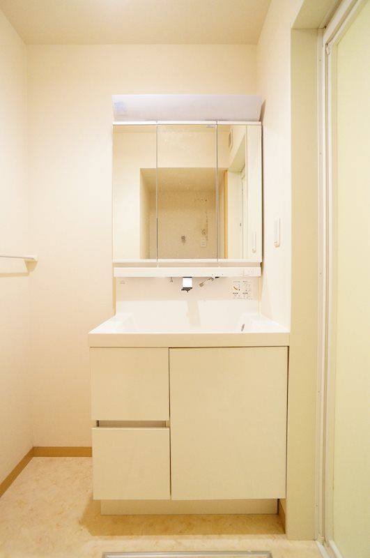 �y���ʏ��z�@�Ɨ����ʑ�I