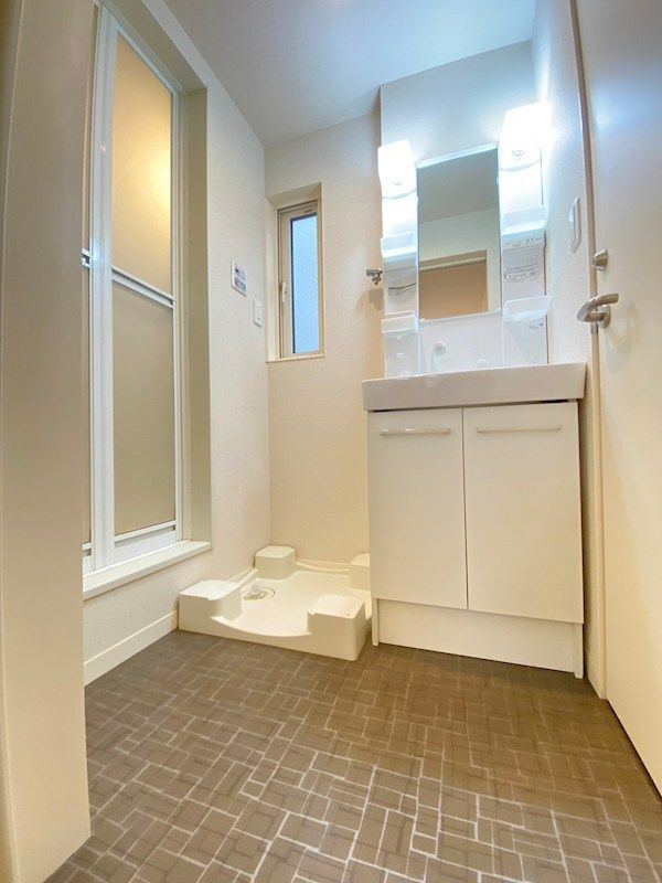 �y���ʏ��z�@