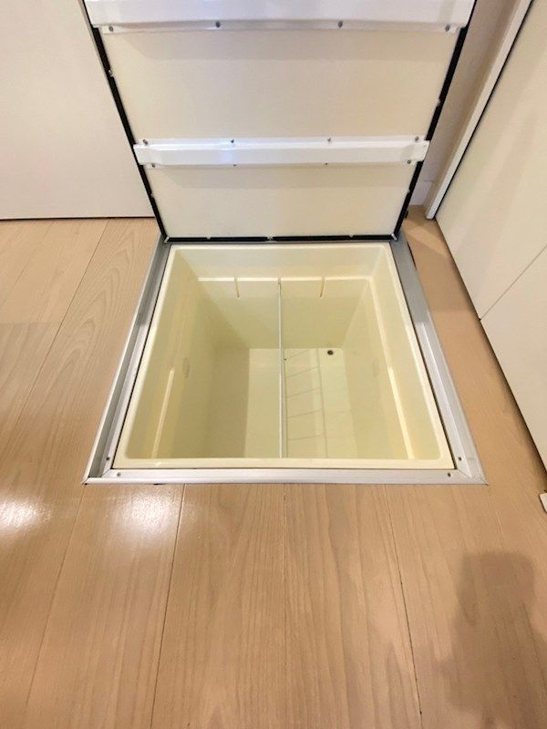 �y���[�z�@