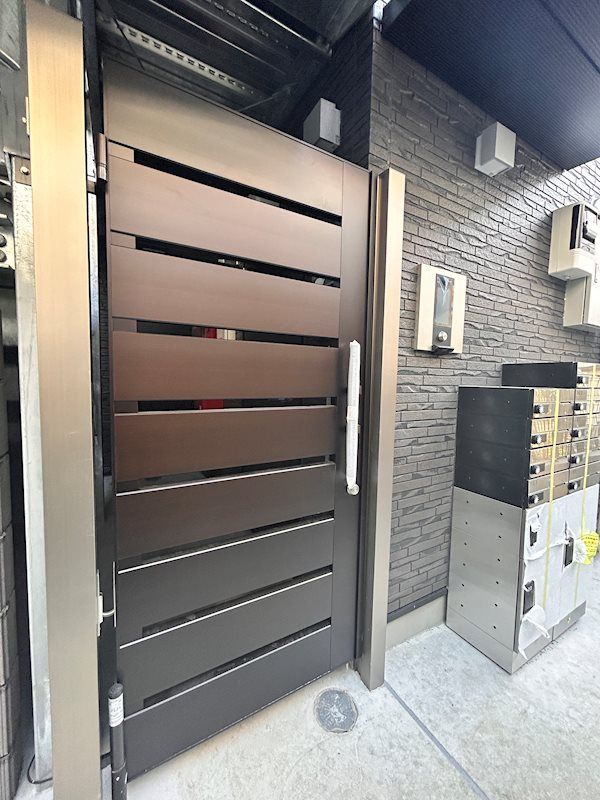 �y�G���g�����X�z�@�I�[�g���b�N��