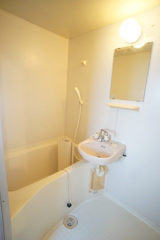 �y�o�X�z�@�o�X�g�C����