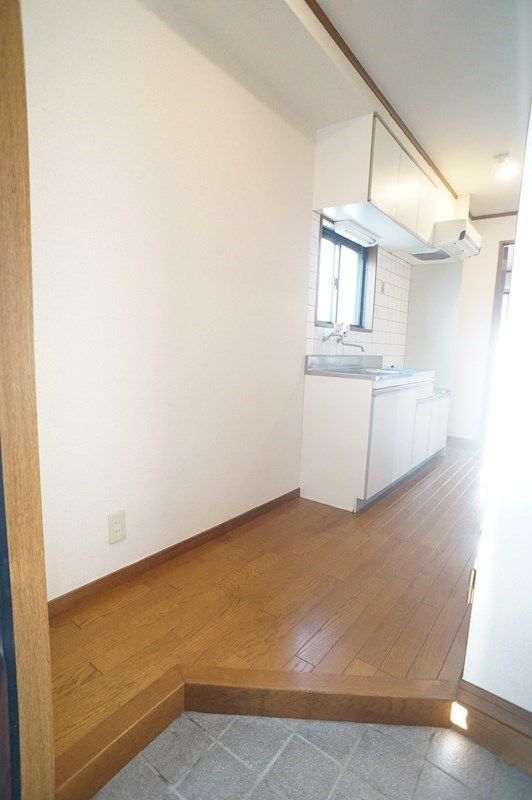 �y���ցz�@������茺�փX�y�[�X