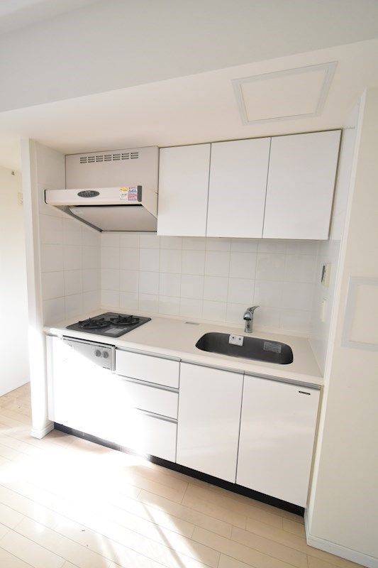 �y�L�b�`���z�@