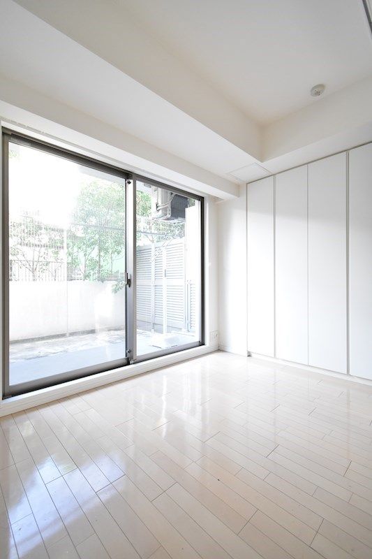 �y�Q���z�@