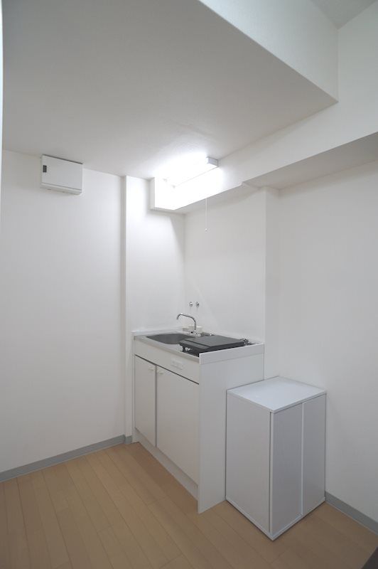 �y�L�b�`���z�@