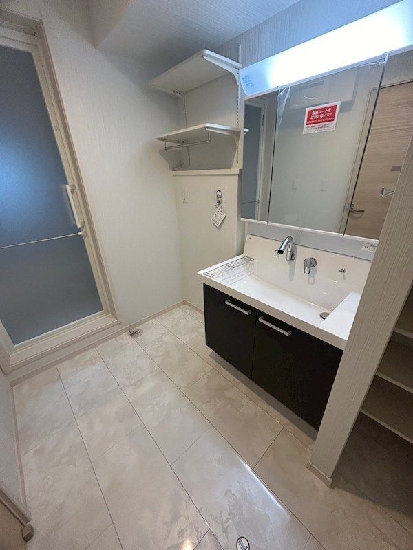 �y���ʏ��z�@���̐g�x�x���X���[�Y�ɁB�Z�������ԑтɏd�󂷂�Ɨ����ʑ�B