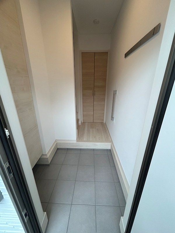 �y���ցz�@�V���[�Y�{�b�N�X�t�����ցB���Ƒ��Ŏg���₷���݌v�ł��B