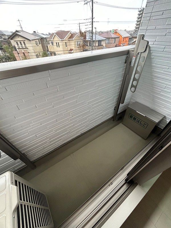 �y�x�����_�z�@�x�����_�Ɨ��������������B�Ƒ��̐��󕨂��V���킸�������܂�