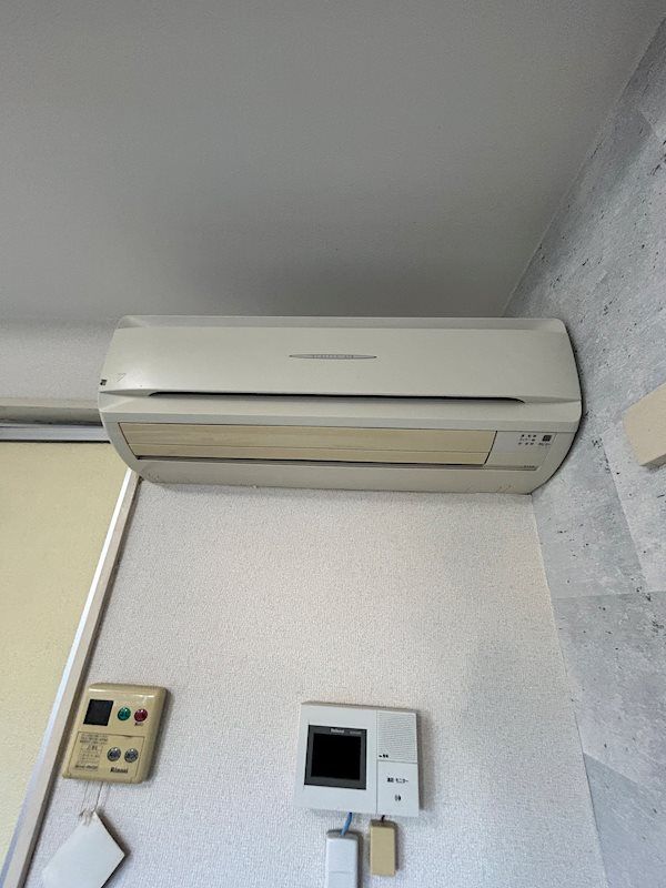 �y���̑��ݔ��z�@�G�A�R��