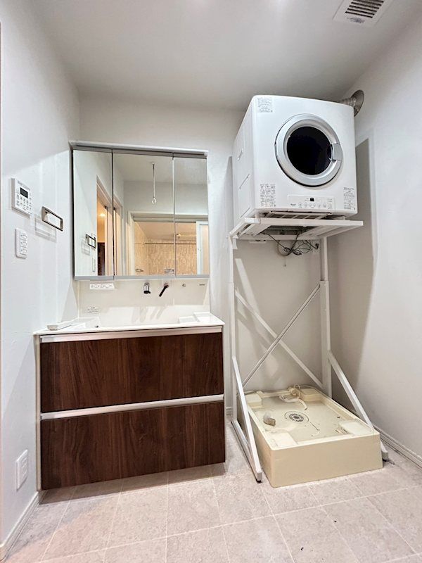 �y���ʏ��z�@