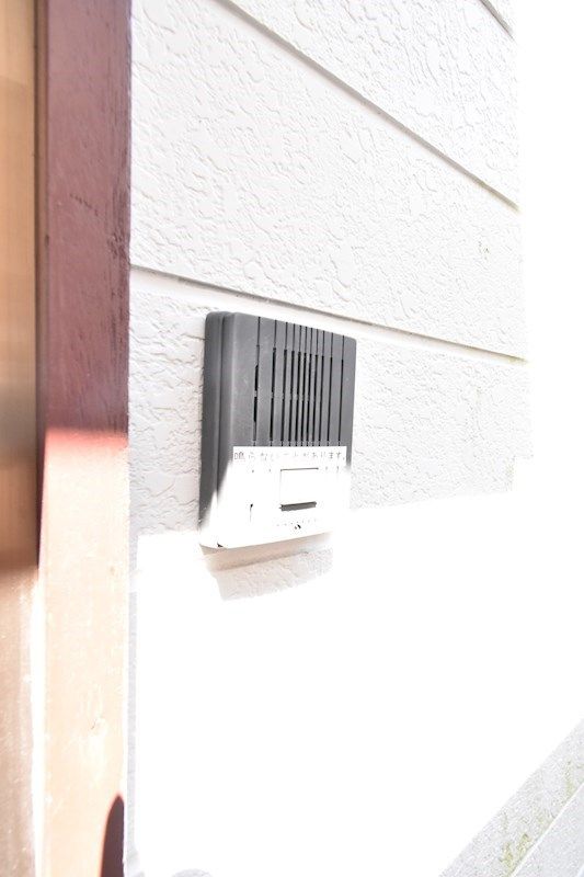 �y�Z�L�����e�B�z�@