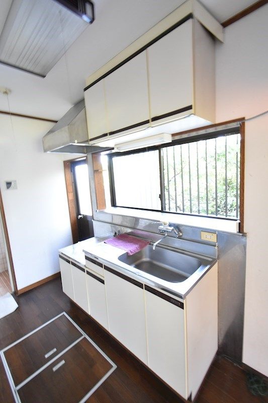 �y�L�b�`���z�@