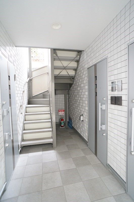 �y�G���g�����X�z�@