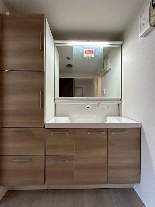 �y���̑��ݔ��z�@���ꂵ���O�ʋ��̐��ʑ�I�������[�t���I