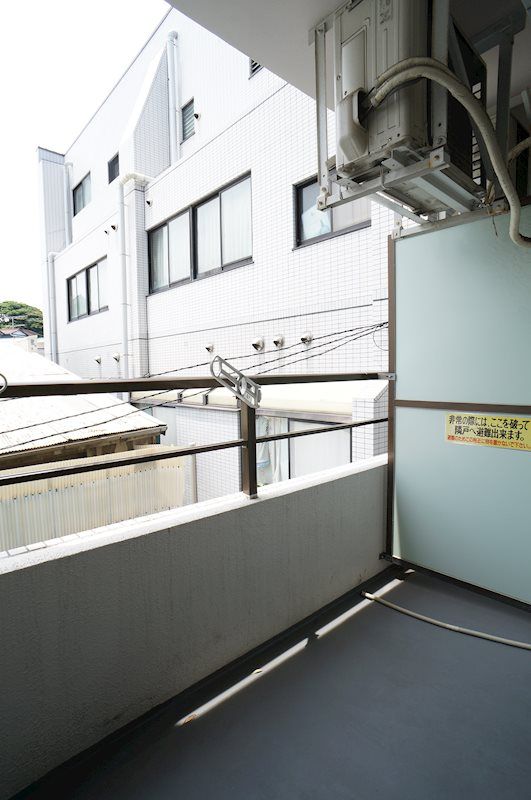 �y�x�����_�z�@