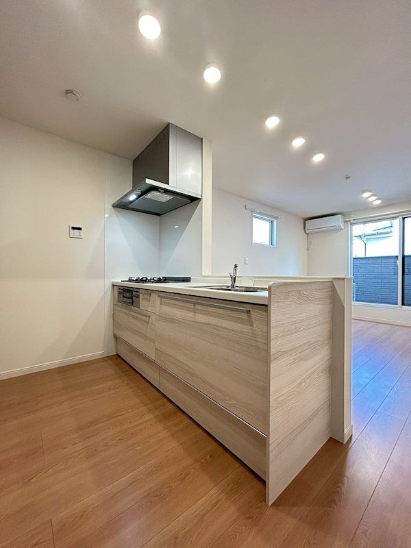 �y�L�b�`���z�@