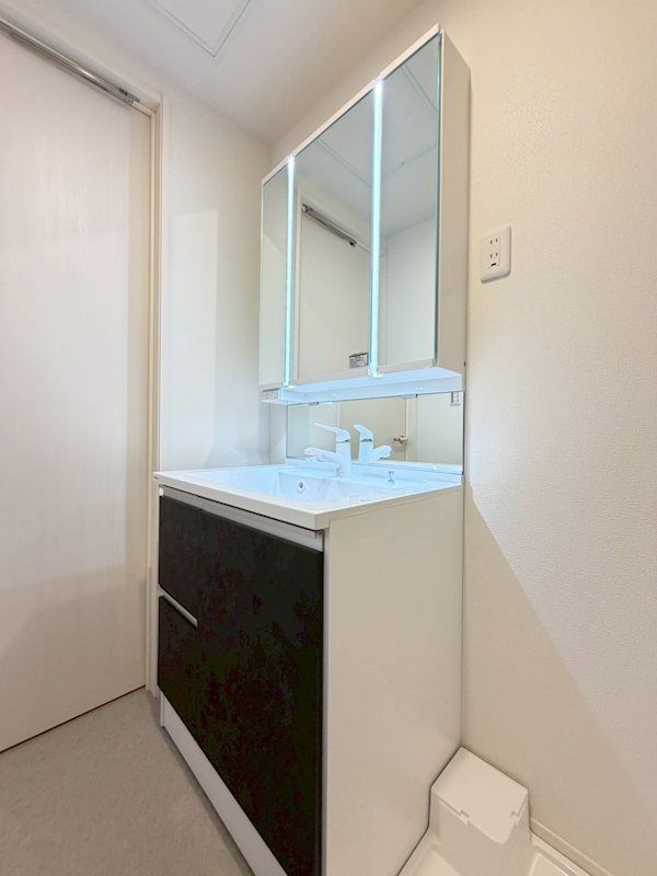 �y���ʏ��z�@