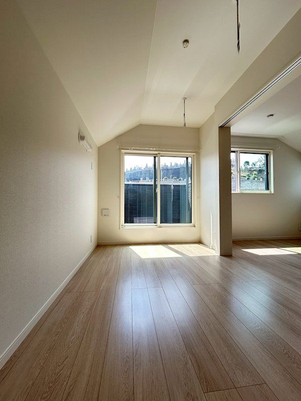 �y���̑������E�X�y�[�X�z�@