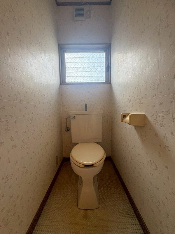 �y�g�C���z�@