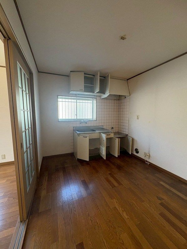 �y�L�b�`���z�@