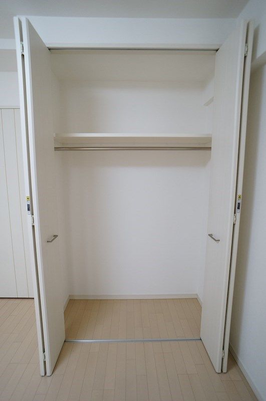 �y���[�z�@�֗��Ȏ��[�X�y�[�X�t���B6��̗m����Q���Ƃ��ăX�b�L���ۂĂ�A��炵�₷���ɔz�����ꂽ�Ԏ��ł��B