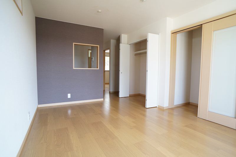 �y���ԁE���r���O�z�@