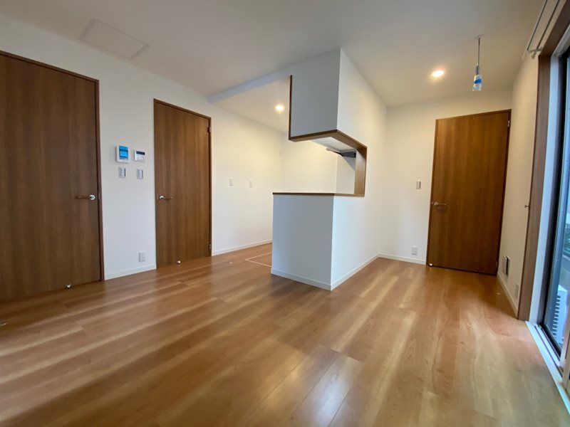 �y���ԁE���r���O�z�@