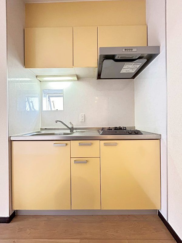 �y�L�b�`���z�@